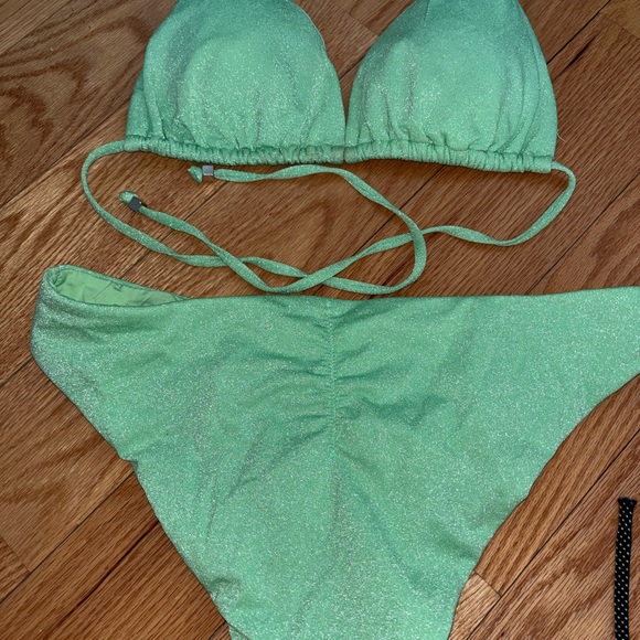 Shimmery Green Triangle Bikini Set - Picture 8 of 9